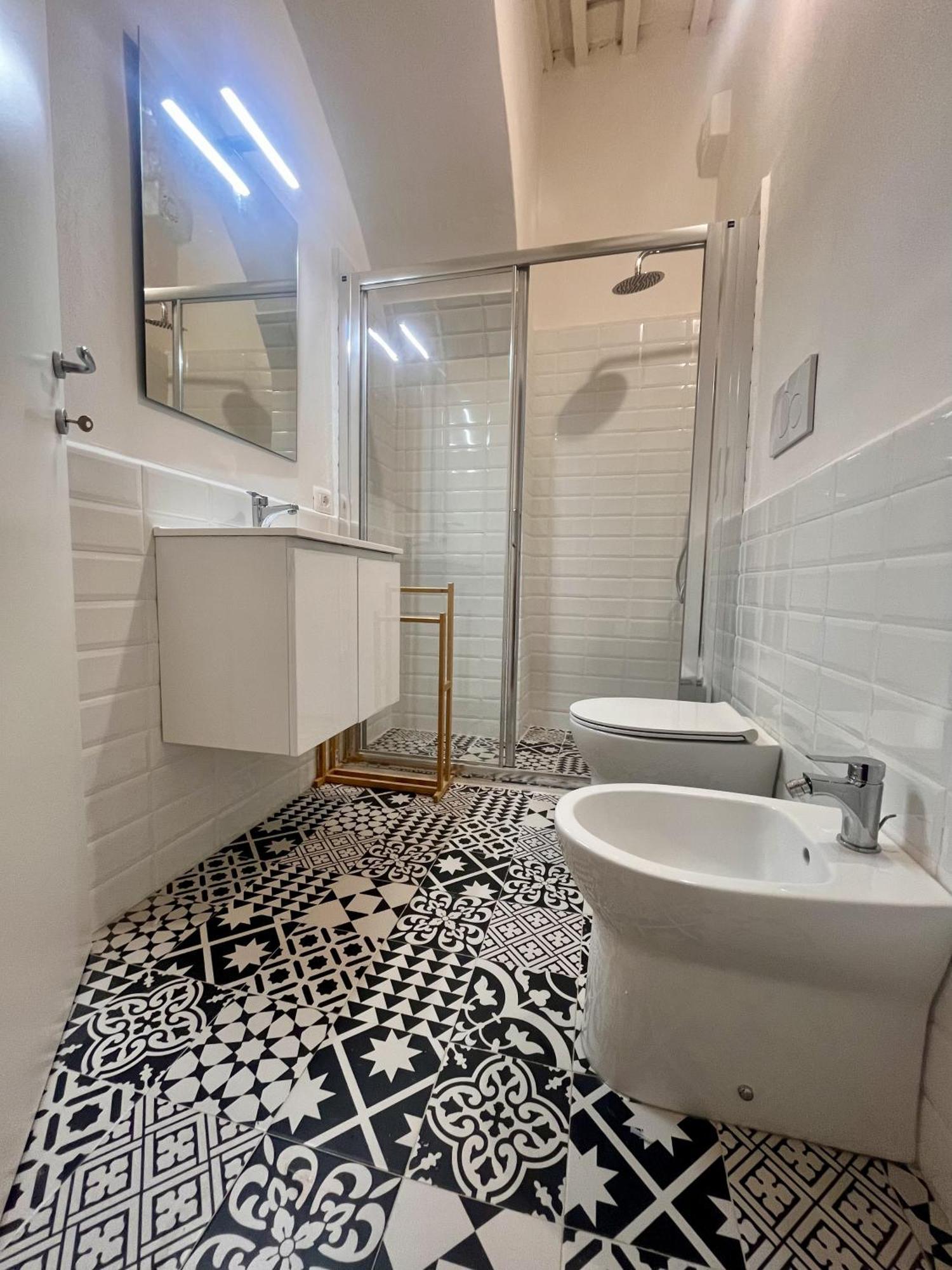 Luxury Apartment Centro Storico Пьомбино Экстерьер фото